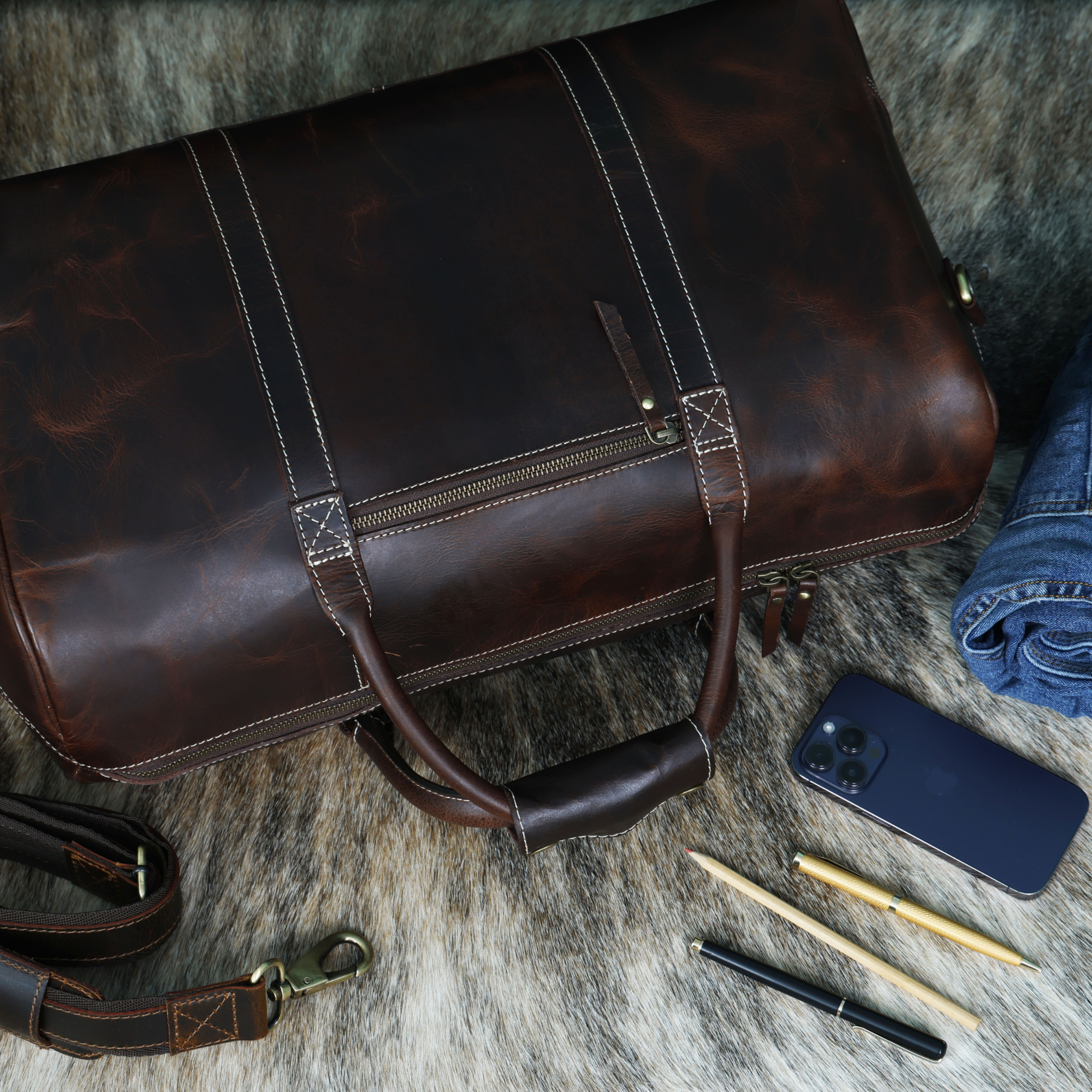 STITCH AND CARRY Premium Leather Travel Duffel Rugged Elegance, Handcrafted Durability, and Spacious Utility for Sports, Gym, and Weekend Escapes (Copy) Stitch And Carry