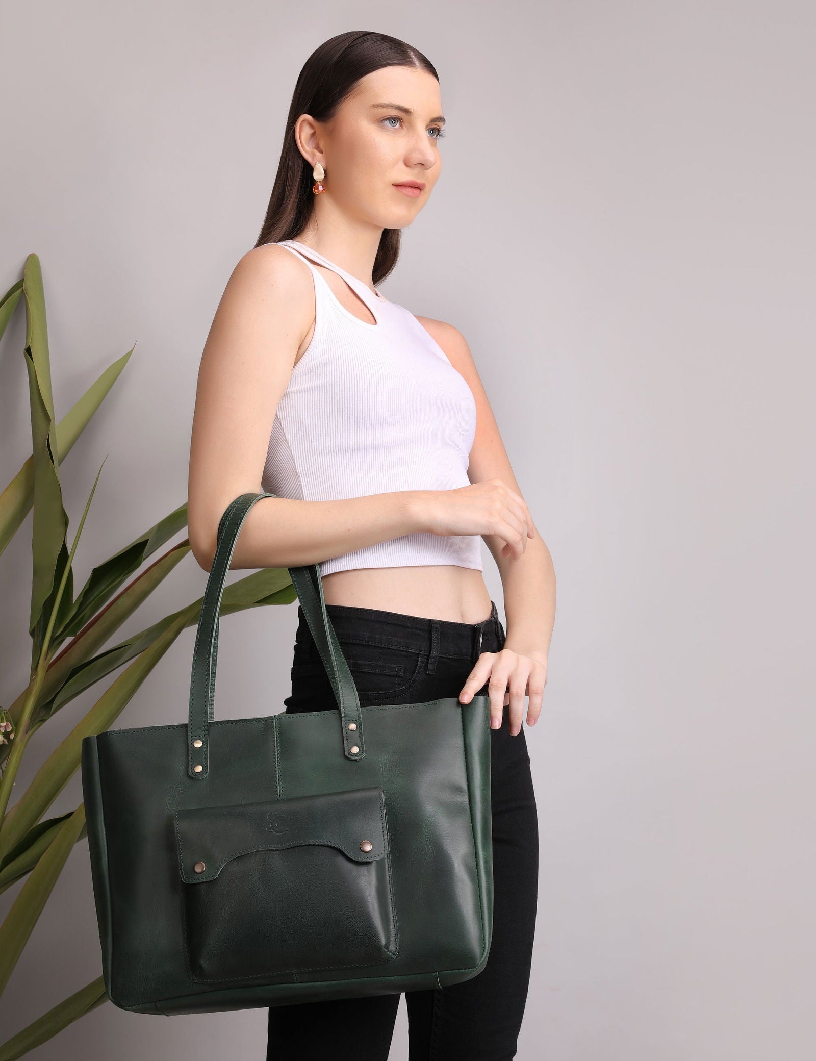 BLACK LEATHER TOTE BAG VINTAGE VOYAGER - Stitch And Carry