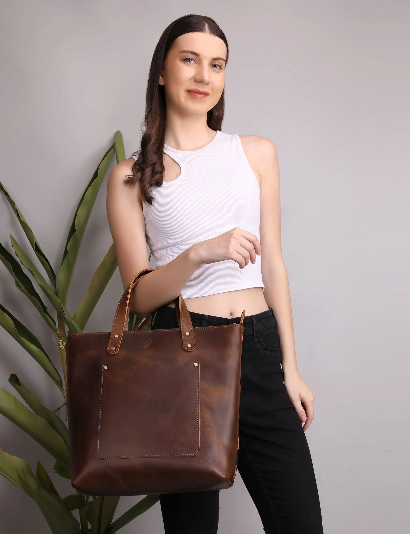 CLASSIC BROWN LEATHER TOTE BAG - Stitch And Carry
