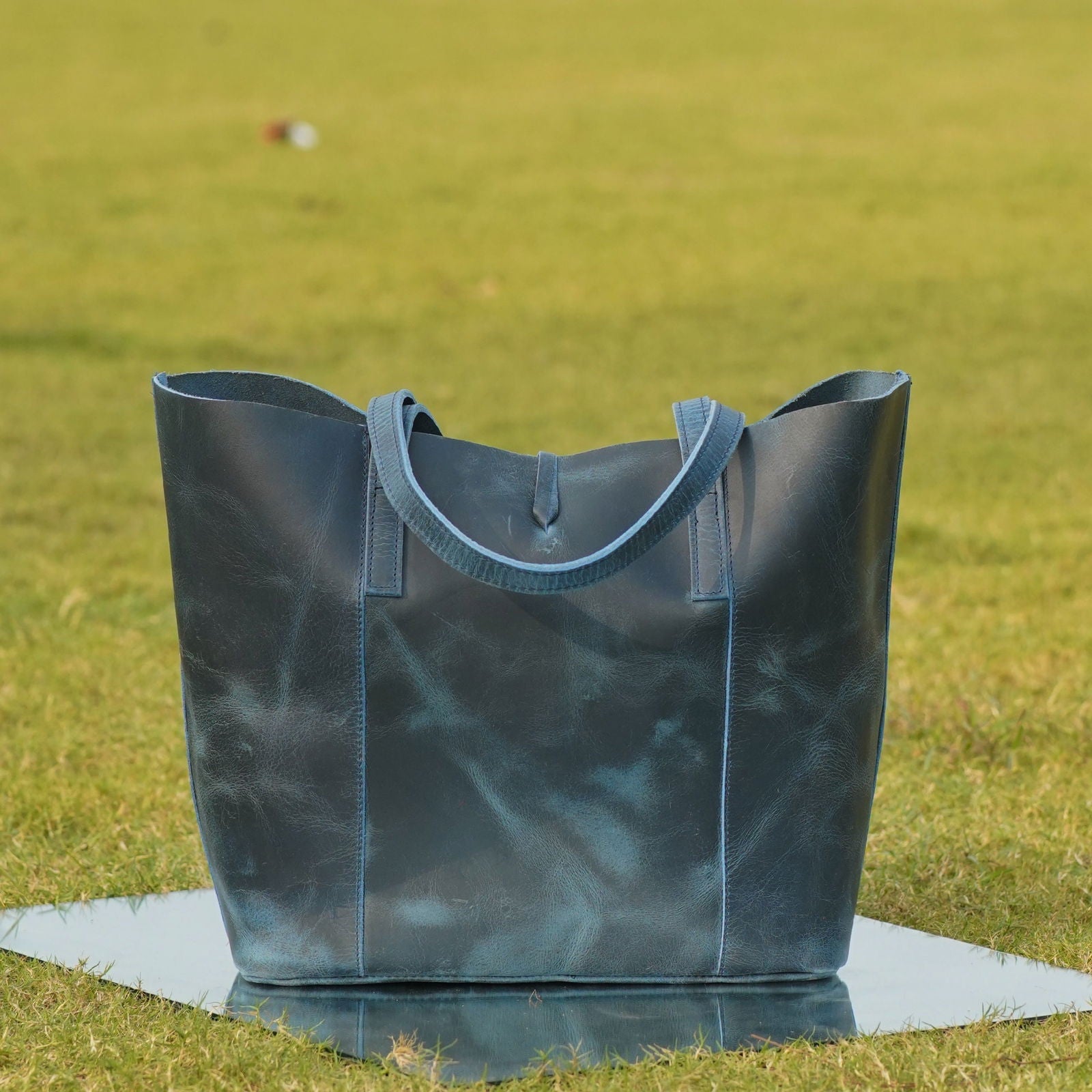 CLASSIC LEATHER TOTE BAGS - Stitch And Carry