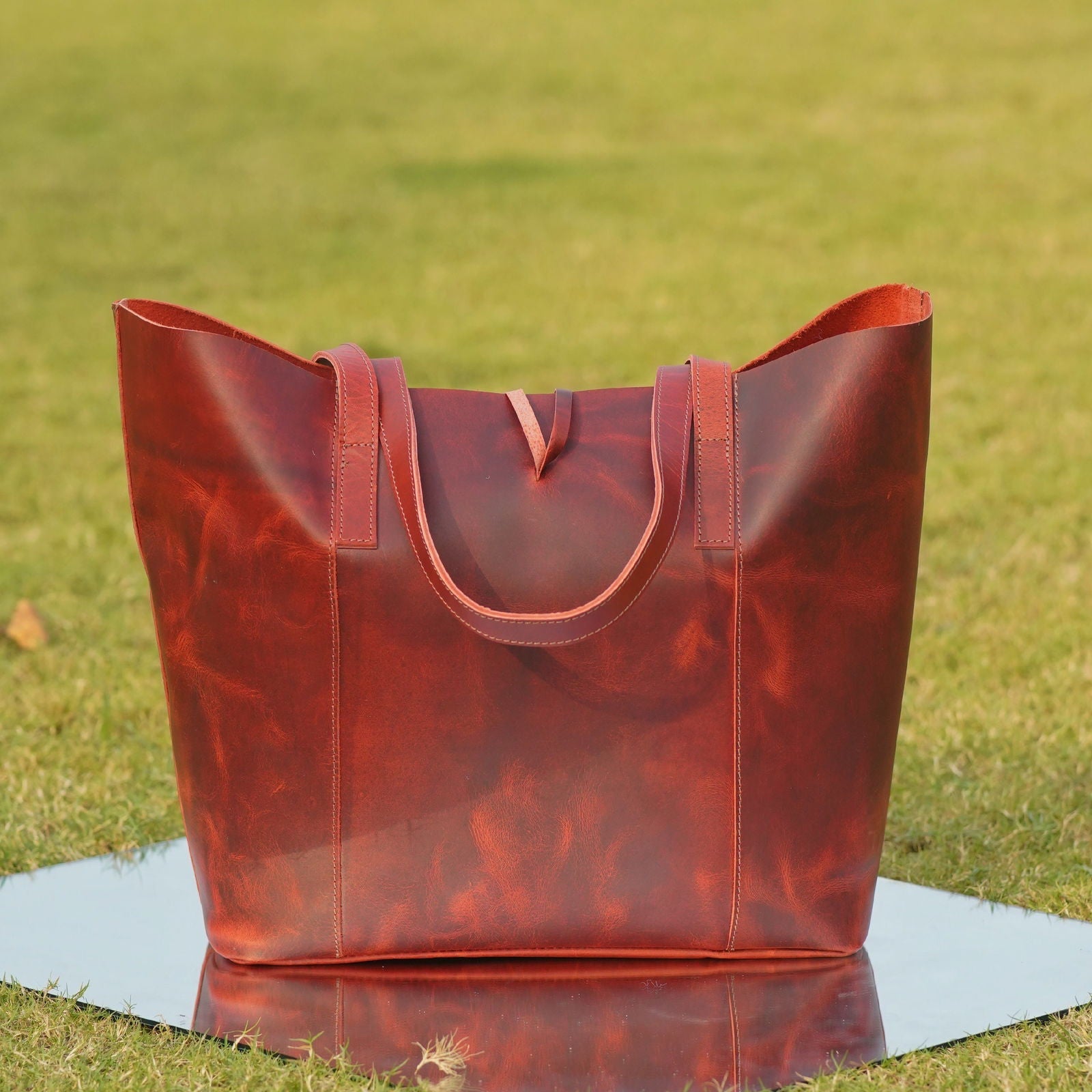 CLASSIC LEATHER TOTE BAGS - Stitch And Carry