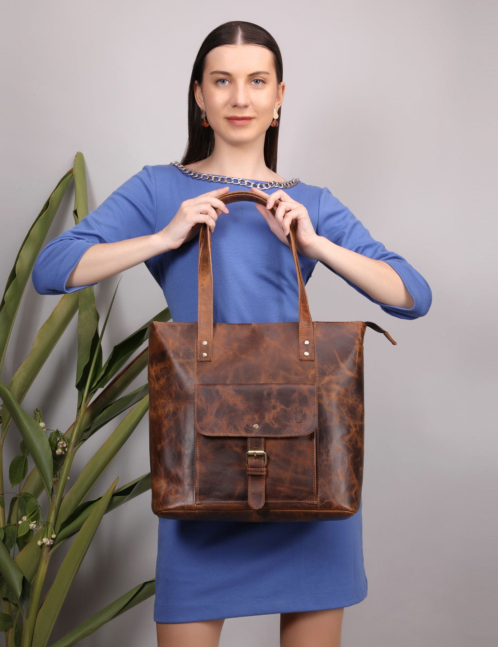 EVERYDAY ELEGANCE LEATHER TOTE BAG - Stitch And Carry