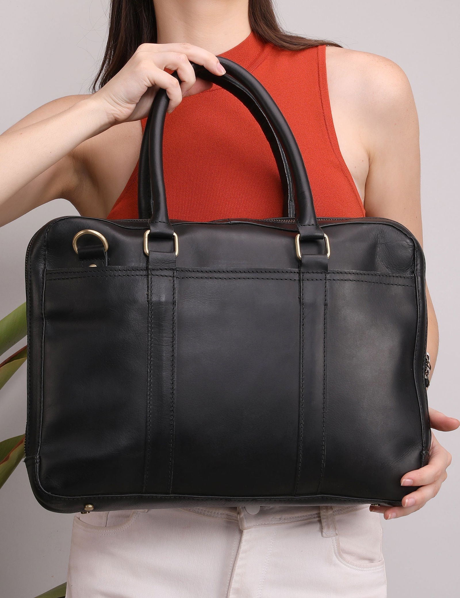 Executive men leather laptop bag messenger bag professional