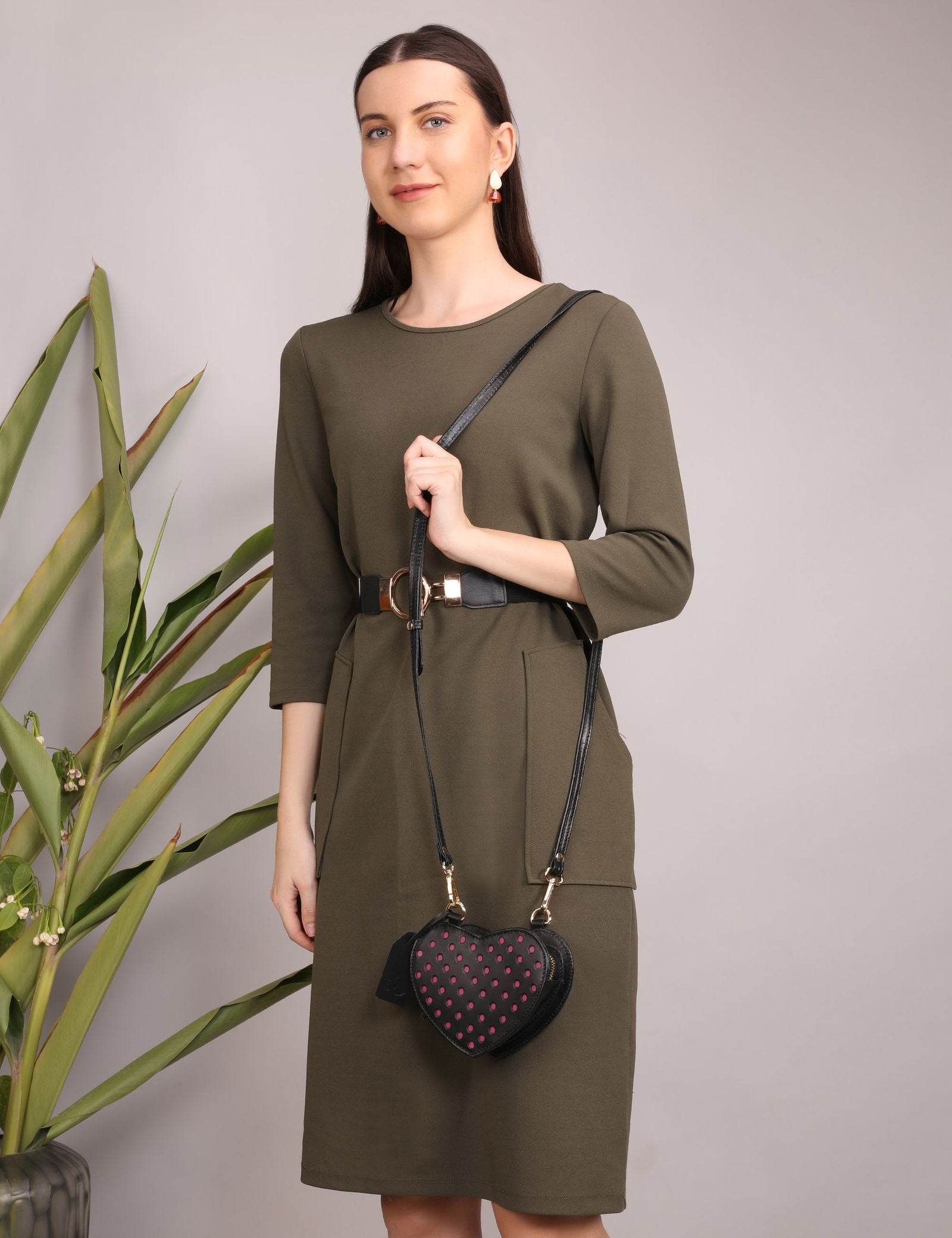 HEARTFELT SMALL LEATHER SIDE BAG - Stitch And Carry