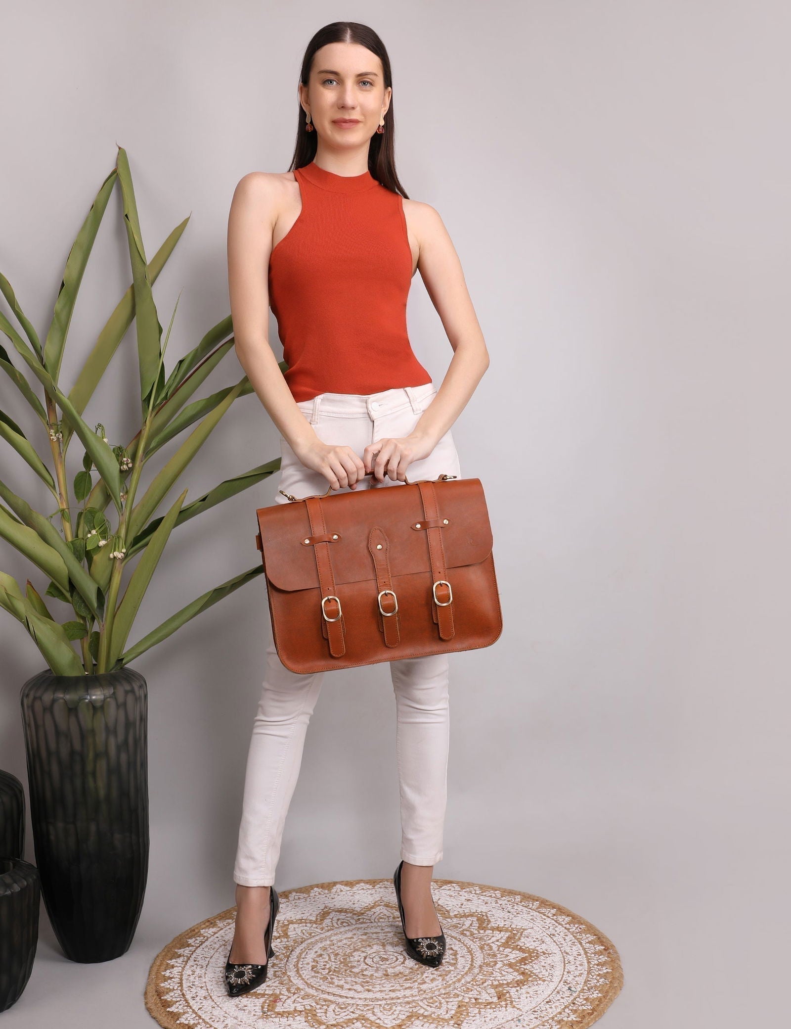 heritage leather laptop messenger bag