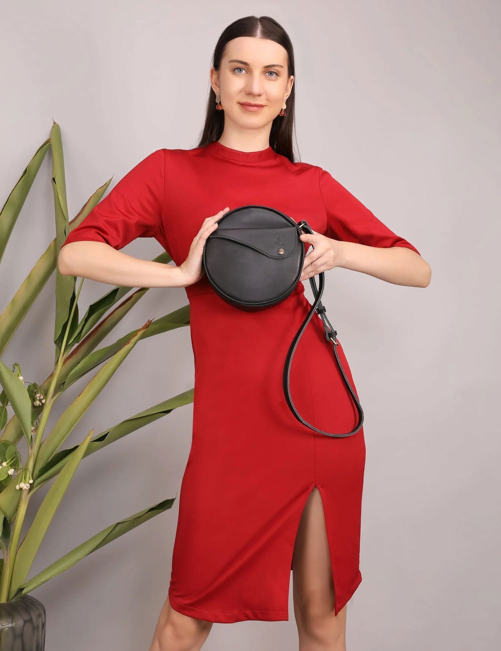 SPHERICAL LEATHER CROSSBODY BAG - Stitch And Carry