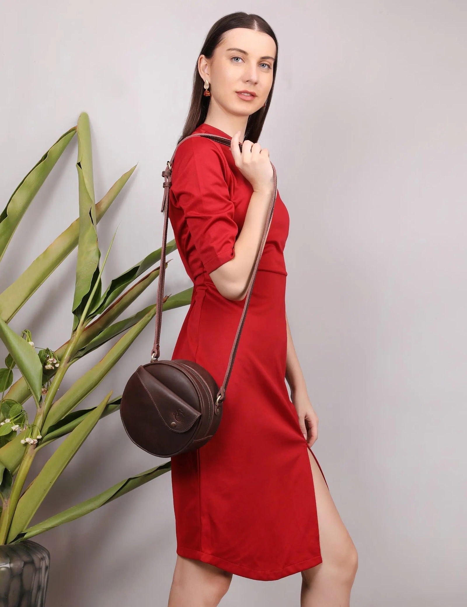 SPHERICAL LEATHER CROSSBODY BAG - Stitch And Carry